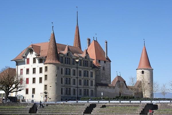 Avenches chateau vd
