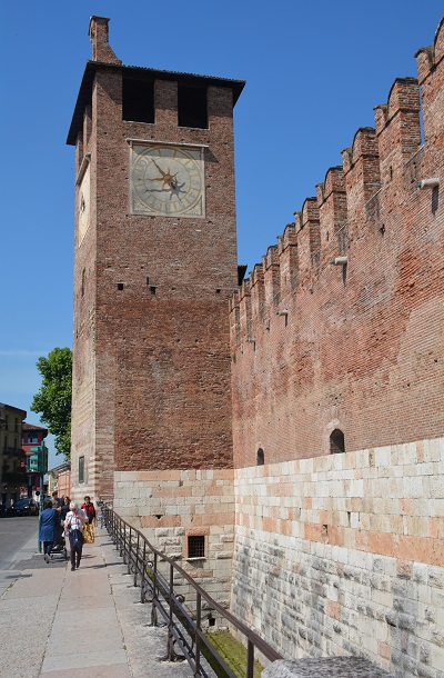 Castelvecchio tour carree