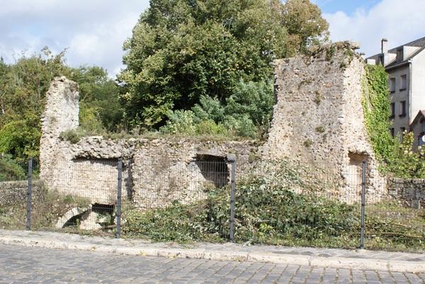 Chartres 28 barbacane