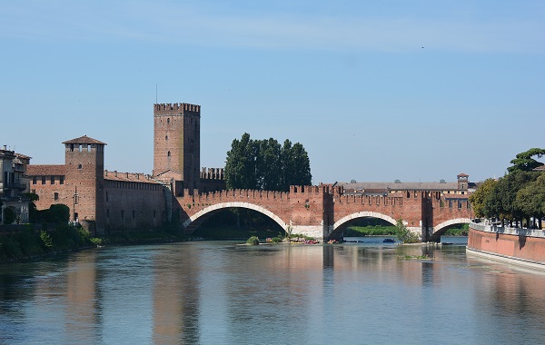 Chateau de castelvecchio 3