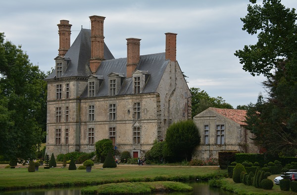 Chateau de la guignardiere