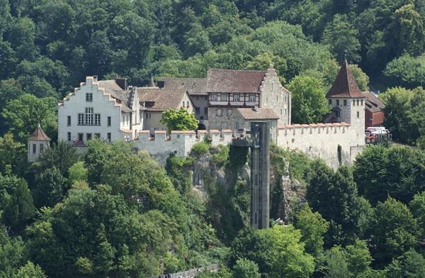 Chateau de laufen zh