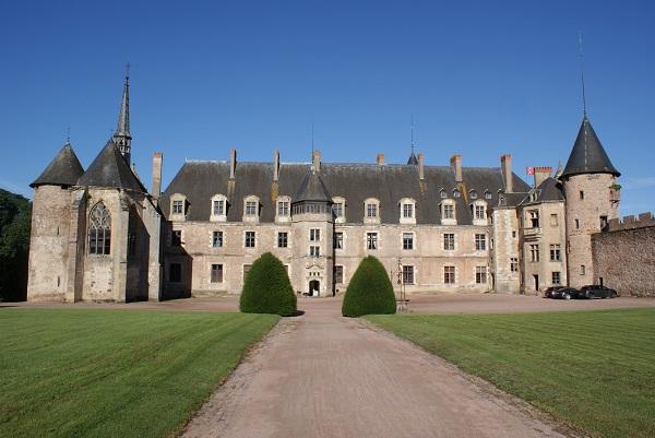 Lapalisse chateau de la palice 03 3