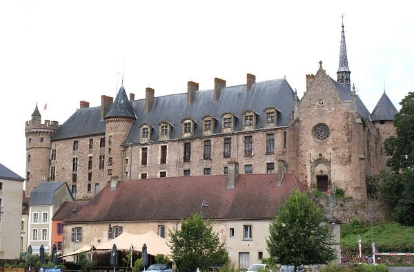 Lapalisse chateau de la palice 03